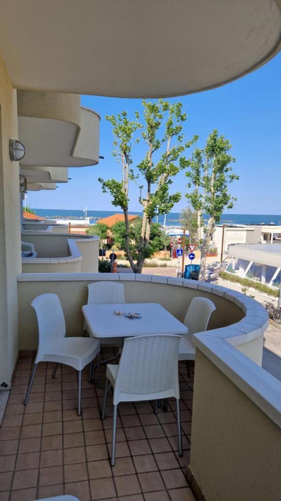 Residence Gabbiano Vista Mare San Mauro Mare Exterior foto